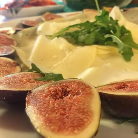 Dufour Ξενοδοχείο